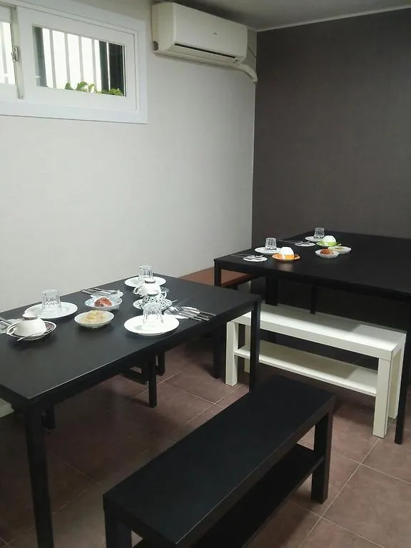 Sunny & Jinny'S Bnb Seoul Guest house